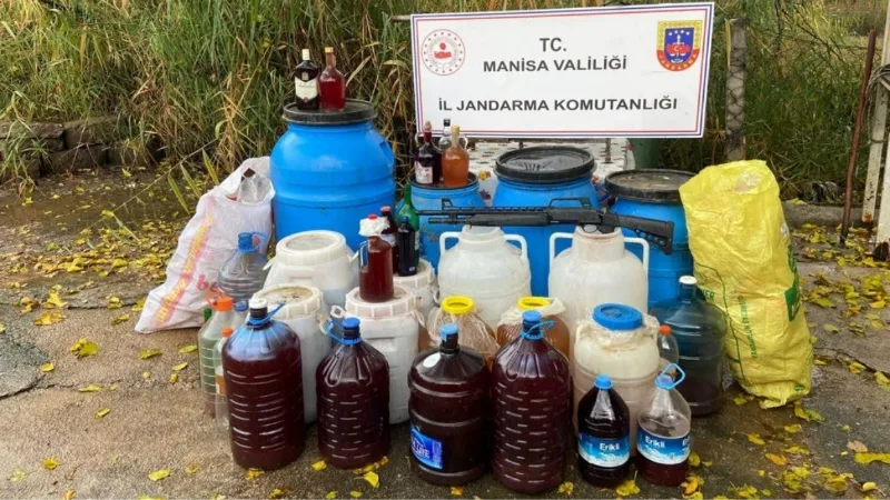 Manisa’da bin litre sahte alkol ele geçirildi