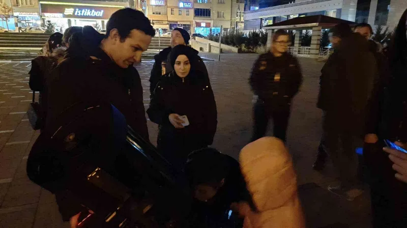 Bayburt’ta gökyüzü gözlem etkinliğine yoğun ilgi