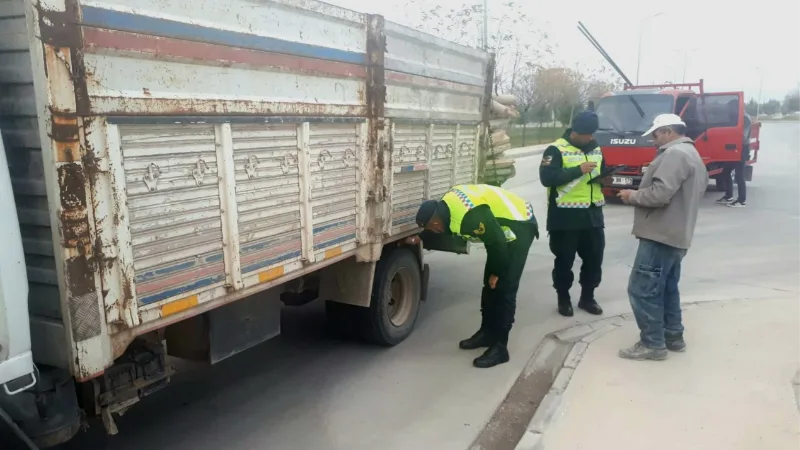 Aksaray’da jandarmadan kış lastiği uygulaması