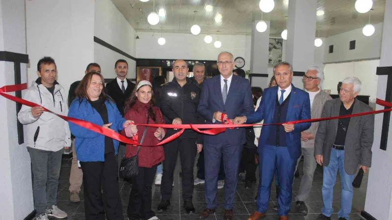 Salihli’de SMA hastası Duru bebek için fotoğraf sergisi