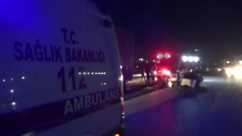 TAG otoyolunda feci trafik kazası: 2 ölü, 5 yaralı