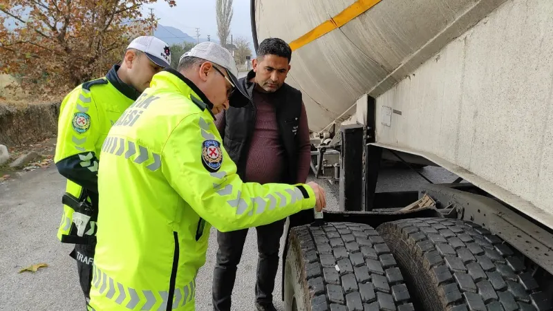 Manisa’da kış lastiği denetimi başladı