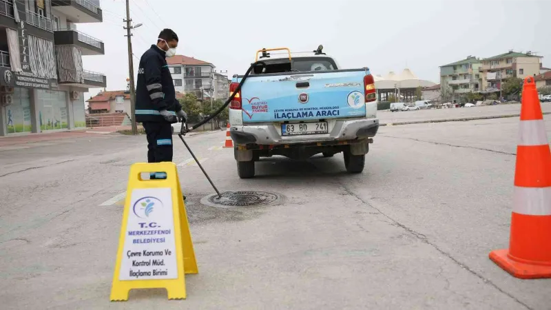 Merkezefendi’de halk sağlığı için ilaçlamalar devam ediyor