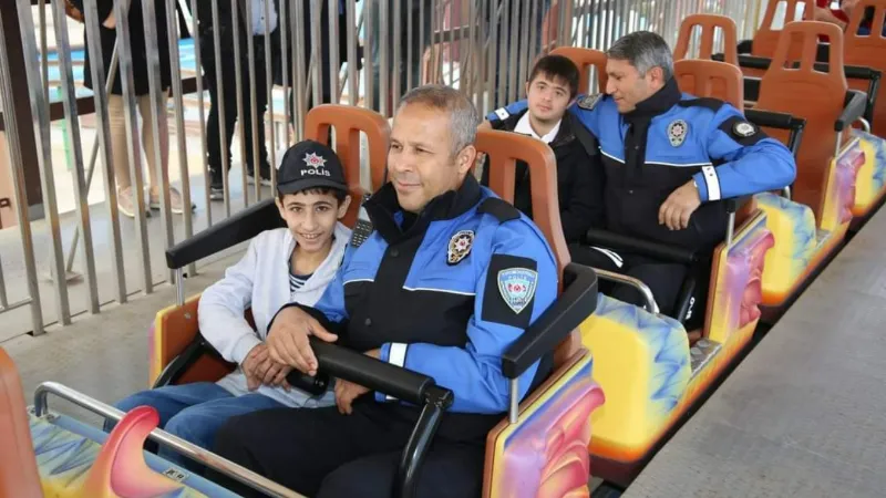 Osmaniye polisinden özel çocuklara etkinlik