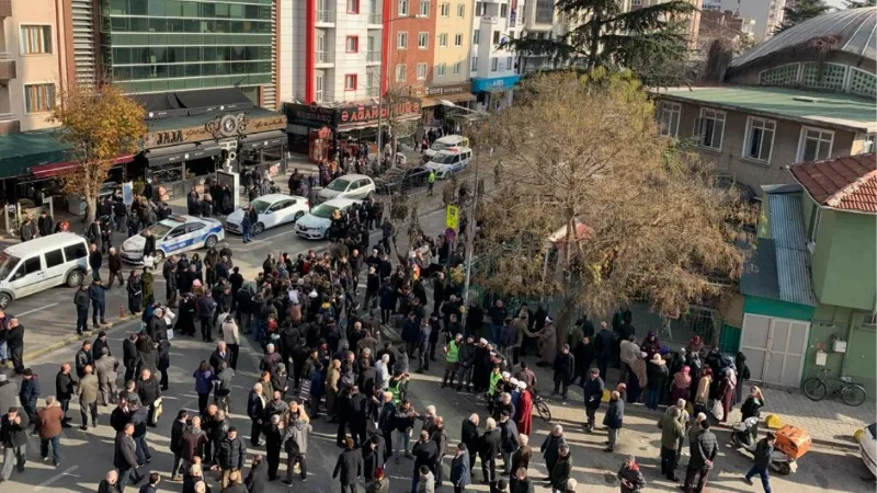 Hal Camii yıkım kararına tepkiler büyüyor