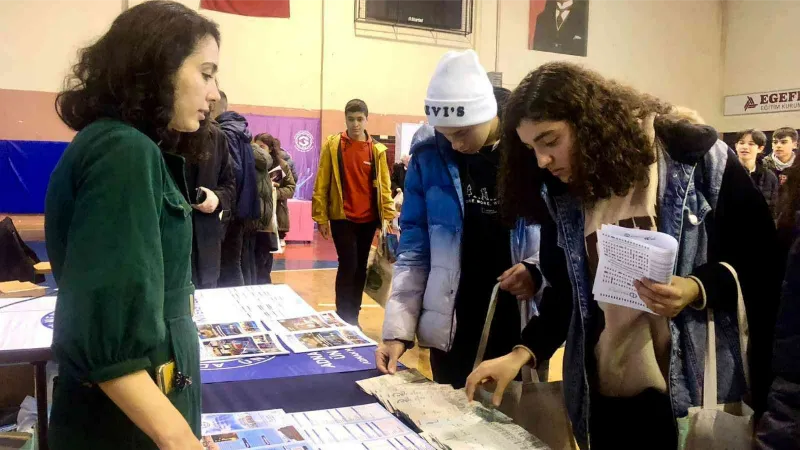 Liseli gençler, ADÜ’ye yoğun ilgi gösterdi