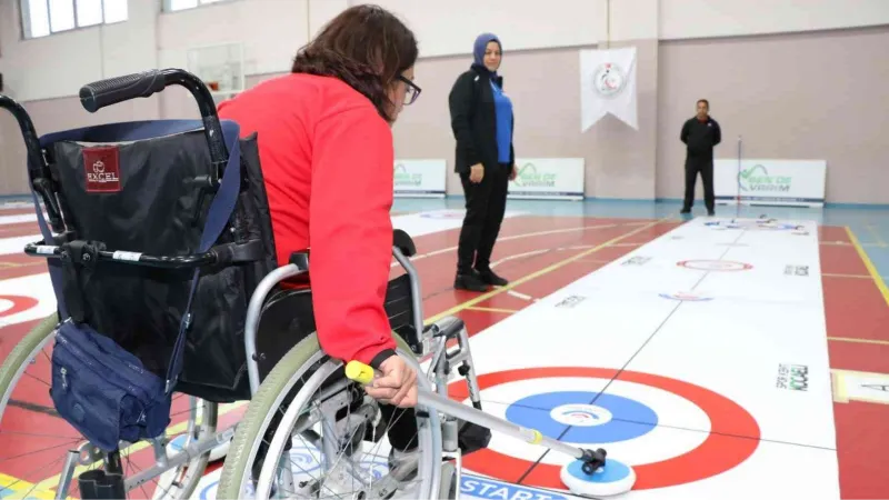 İlk kez düzenlenen Tekerlekli Sandalye Floor Curling turnuvasının şampiyonları belli oldu