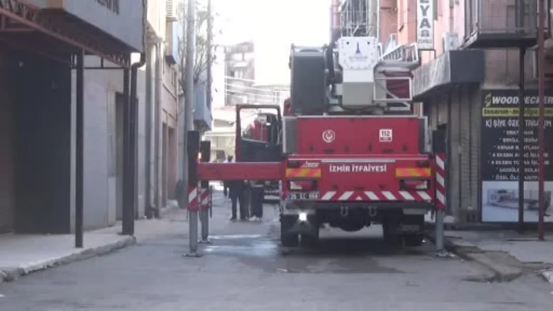 İzmir’de sünger atölyesinde korkutan yangın