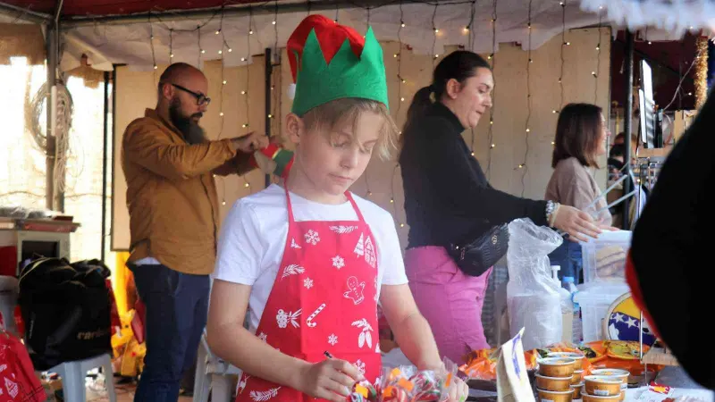 Alanya’da Uluslararası Yeni Yıl Pazarı yoğunluğu