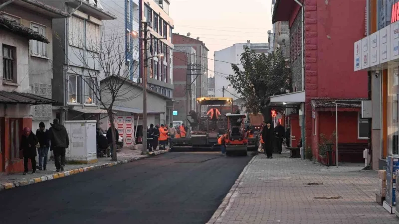 Türkiye’nin en uzun sokaklarından Bağlar asfaltlandı