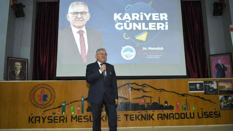 2022’de en çok habere konu olan büyükşehir belediye başkanları belli oldu