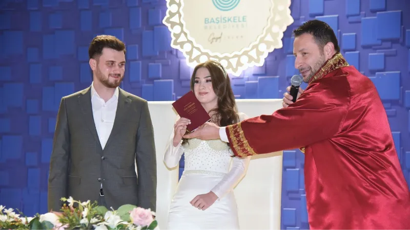 Başiskele’de bu yıl 942 çift dünya evine girdi