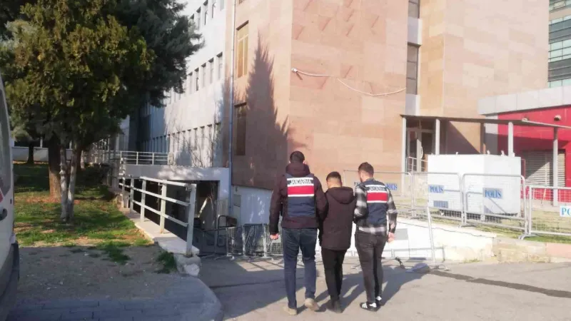 Gaziantep’te jandarma 9 günde 23 aranan şahsı yakaladı