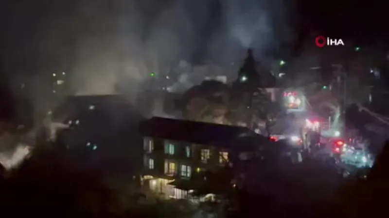 Japonya’da 100 kişinin bulunduğu otelde yangın