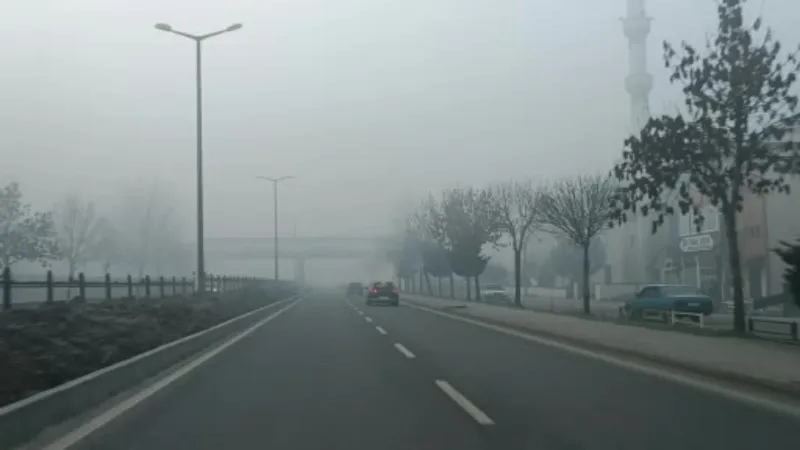 Yeni yılın ilk iş gününde sis yoğunluğu