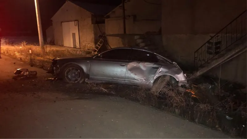 Şarampole devrilen otomobil sürücüsü ağır yaralandı