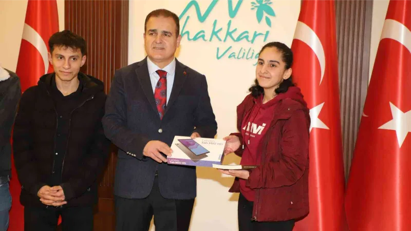 Hakkarili öğrenciler Türkiye ikincisi oldu