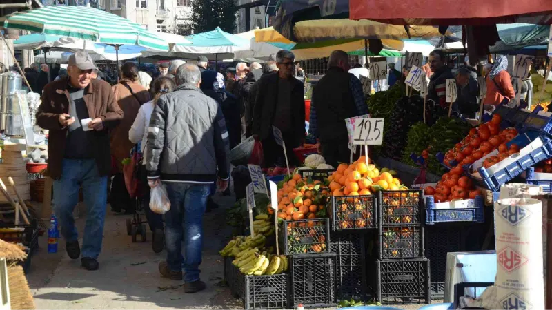 Ordu’da semt pazarlarında yoğunluk