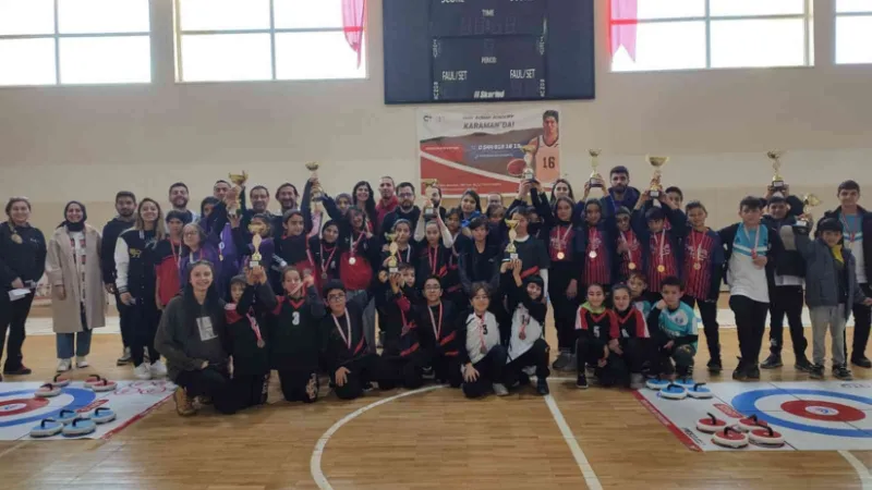 Karaman’da düzenlenen küçükler floor curling müsabakaları sona erdi