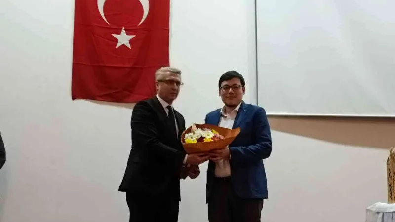 Edremitli yazar şair, Tahir Harimi Balcıoğlu konferansı yapıldı