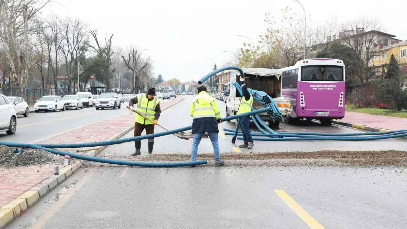 Çarşı’dan Serdivan’a gidecek sürücüler artık bu güzergahı kullanacak