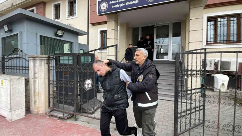 Eğlence mekanlarının çatışmasında cinayet şüphelisi olarak aranıyordu yakalandı