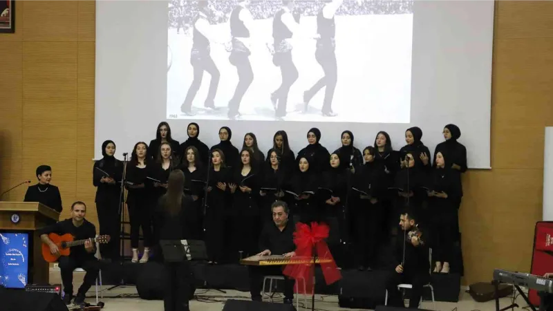 Bayburt’ta “Şarkılar Bizi Söyler Biz de Şarkı Söyleriz” Türk sanat müziği konseri