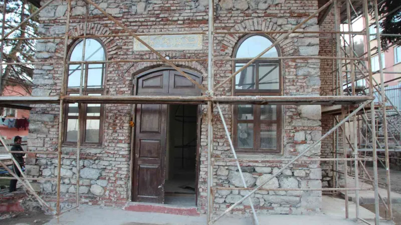 Osmanlı’nın ilk mescidi olan Kuyulu Mescit’i yenileme çalışmaları başladı