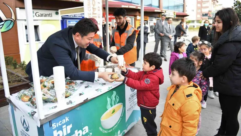 Ordu’da 800 ilkokul öğrencisine çorba ikramı