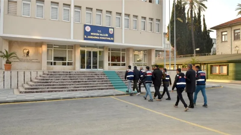 Mersin’deki DEAŞ operasyonu: 3 tutuklama