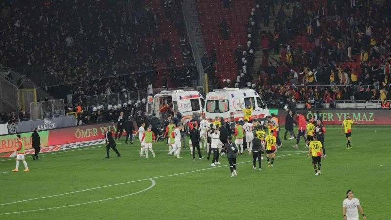 Göztepe-Altay derbisinde işaret fişeği kullanan sanığa 15 yıl hapis cezası talebi