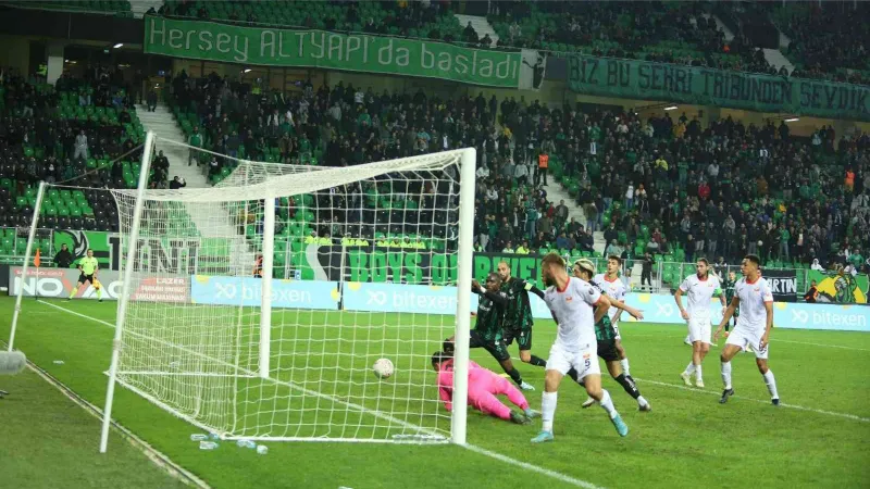 Sakaryaspor, eksi olan averajını ikinci devrede artıya çevirdi