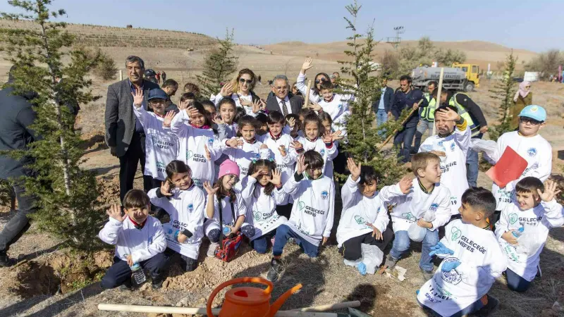 Başkan Büyükkılıç: “Daha yeşil ve daha yaşanabilir bir Kayseri için çalışıyoruz”