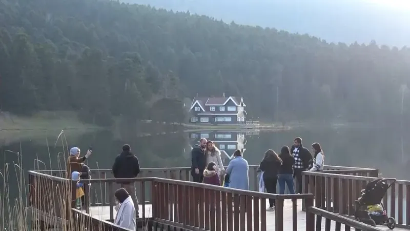 Bolu’nun incisi Gölcük, yarıyıl tatilinde ilgi odağı oldu