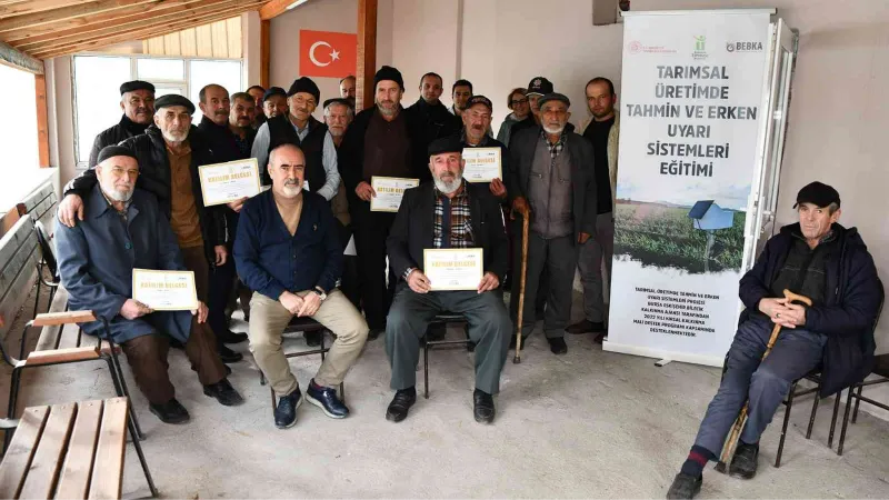 Üreticilere tarımsal üretimde tahmin ve erken uyarı sistemleri tanıtıldı