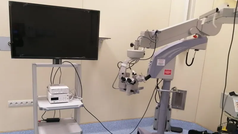 Nazilli Devlet Hastanesi’nde göz ameliyat mikroskobu hizmete sunuldu