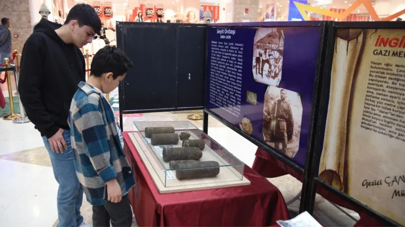 Çanakkale savaş malzemeleri sergisi yoğun ilgi görüyor