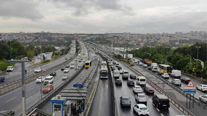 İstanbul’daki kayıtlı araç sayısı 23 ilin toplam nüfusu kadar