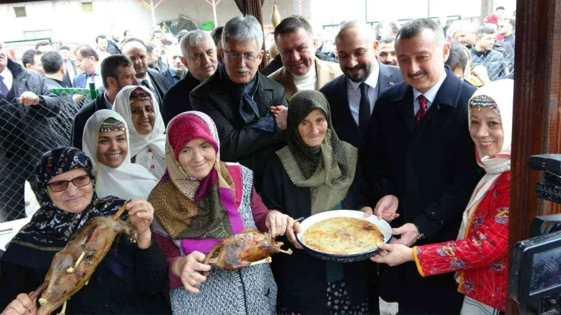 "Kaz Bayramı"nda 200 yıllık gelenek yaşatıldı