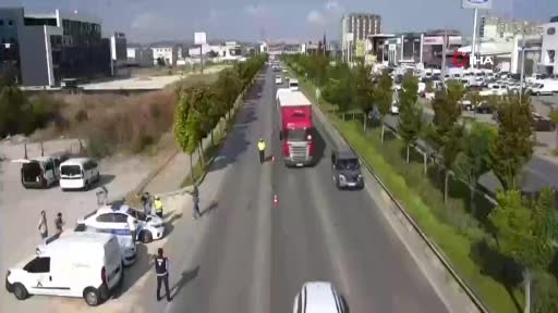 Uykusunu almadan direksiyona geçen yandı