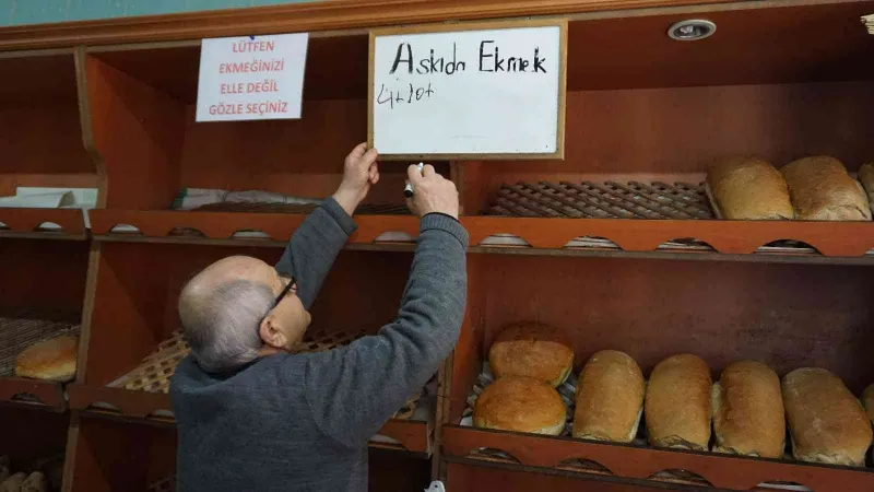 Edirneli esnaftan ‘Askıda Ekmek’ uygulaması