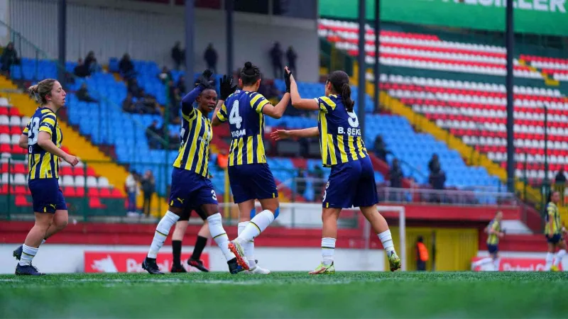 Turkcell Kadın Futbol Süper Ligi: Fenerbahçe 18 - 0 Kireçburnu