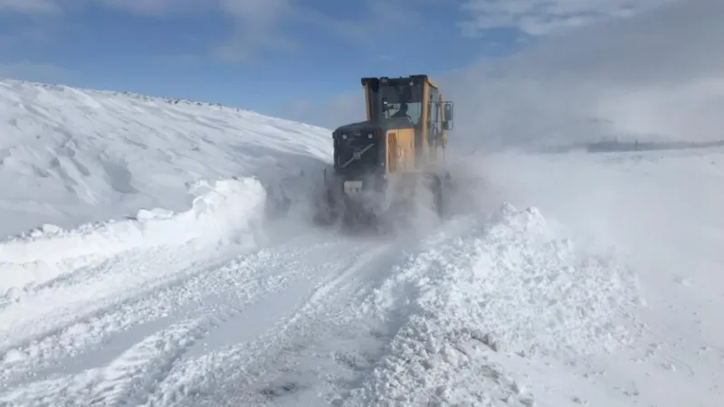 Sivas’ta 52 yerleşim yeri yolu ulaşıma kapandı