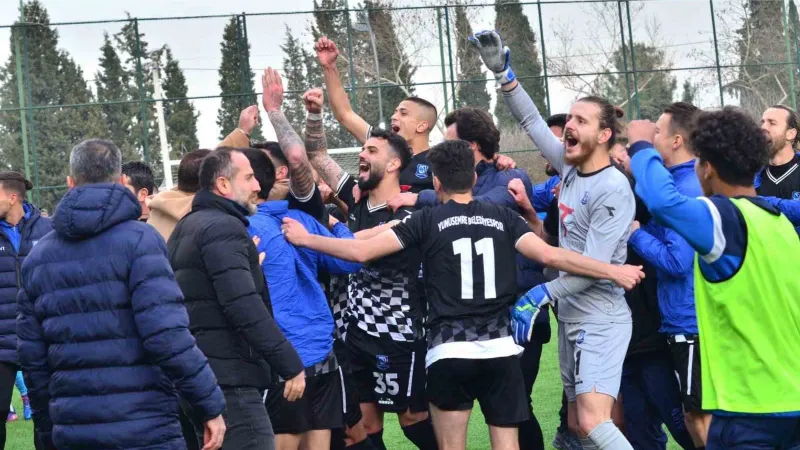 Lider Yunusemre Belediyespor zirvede farkı açıyor