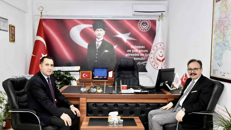 Vali Kızılkaya’dan İl Müdürlüğüne atanan Türkoğlu ile bir araya geldi