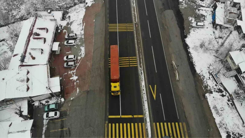 Bolu Dağı beyaz örtüyle kaplandı