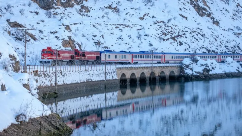 Turizm geliri geçen yılın aynı çeyreğine göre yüzde 22,2 arttı