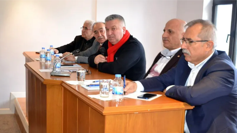 Kabaloğlu Erzurum’da sendika temsilcileri ile bir araya geldi