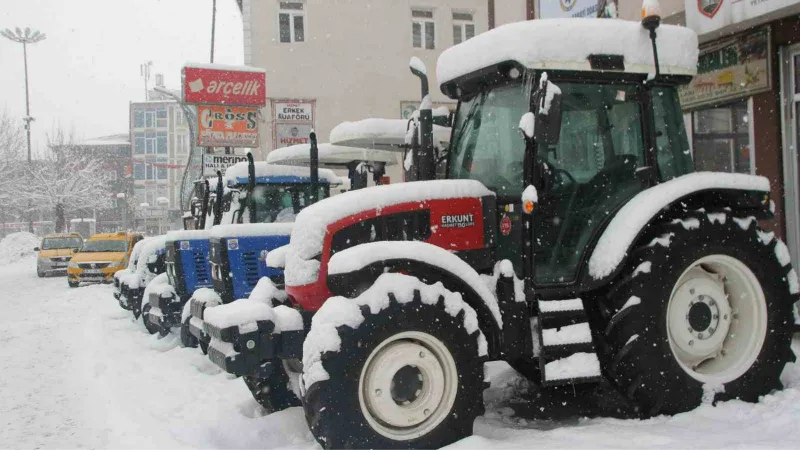 Malazgirt’te kar yağışı