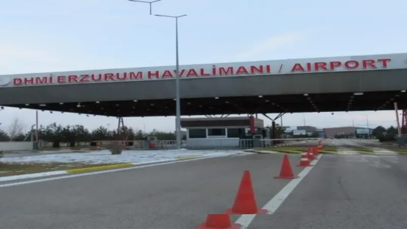 Erzurum’da yoğun kar yağışı, uçak seferleri iptal edildi